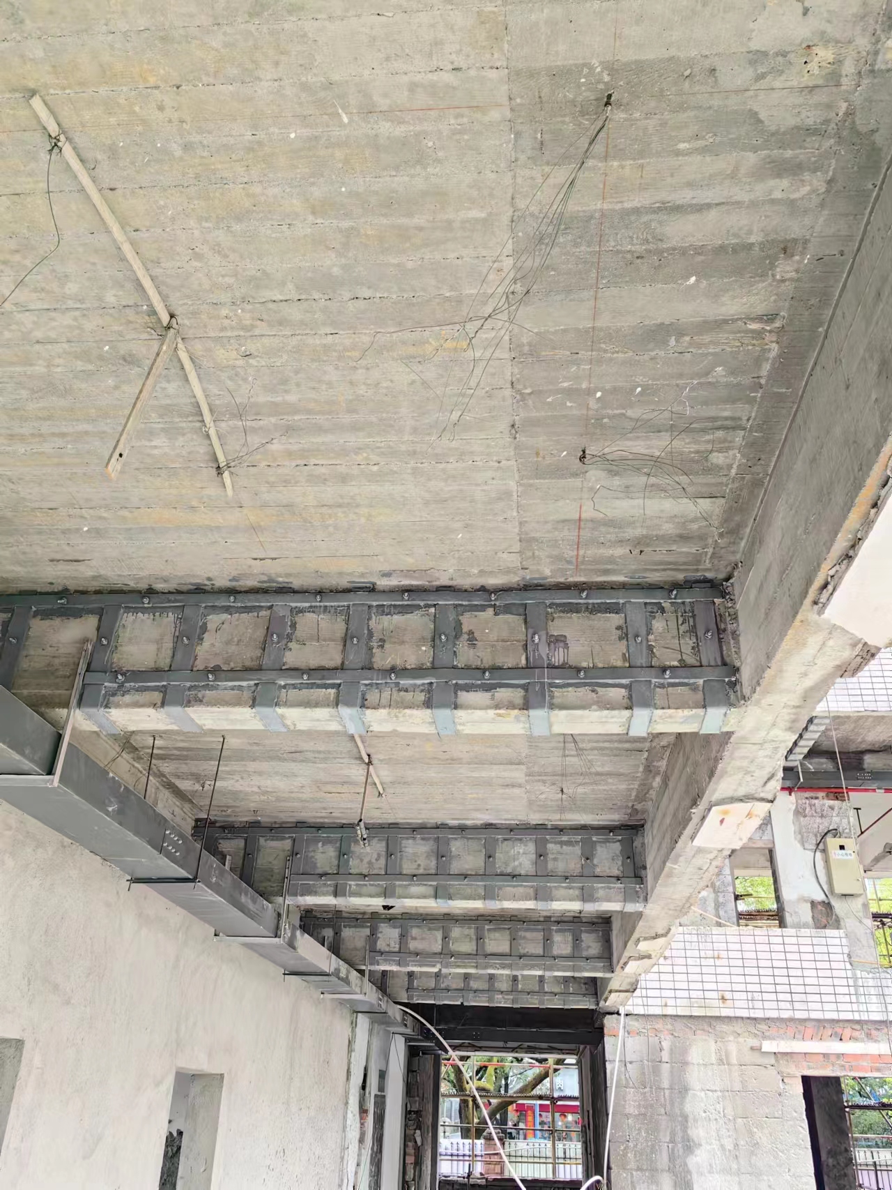 粘鋼膠加固 粘鋼膠加固